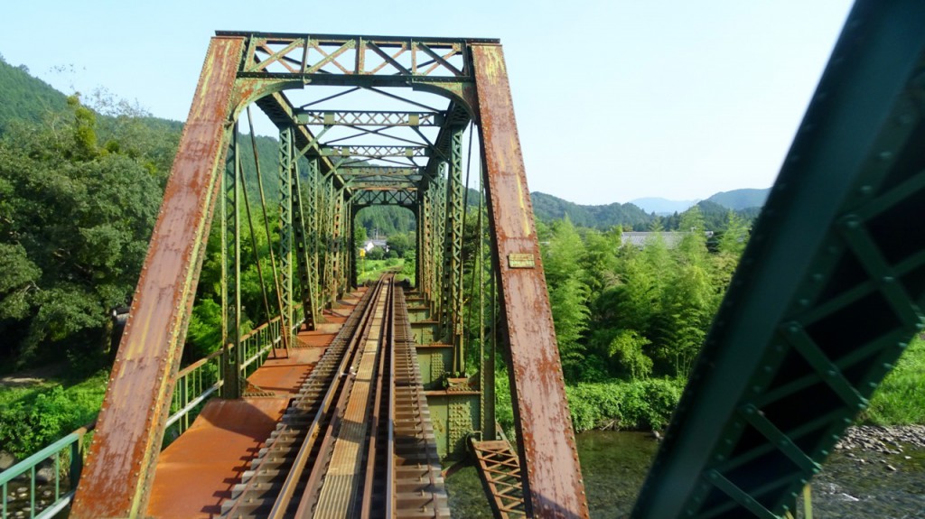 第一根尾川橋梁