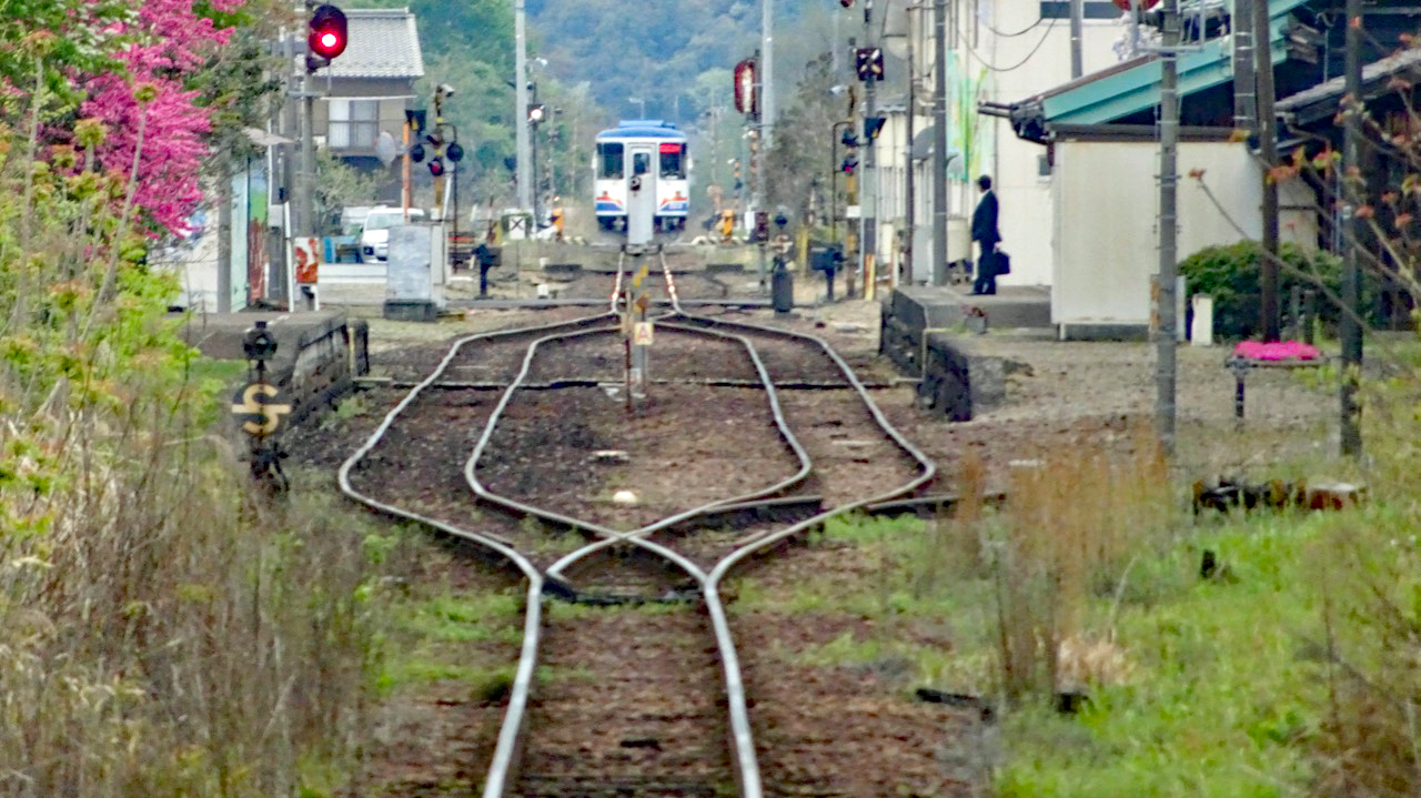 Amazon.co.jp: 長良川鉄道 美濃太田~北濃 越美南線全線(Blu-ray