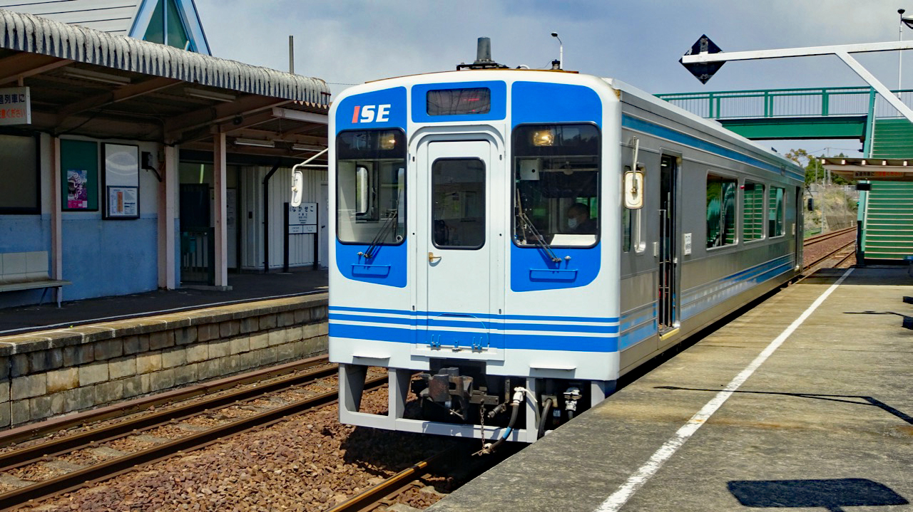 初めて見る車両です【私鉄に乗ろう 64】 | コラム | 鉄道チャンネル