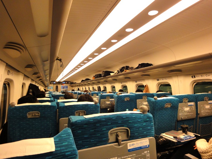 呑みすぎやりすぎ！ のぞみ62号博多発東京行き自由席【実況】 | 旅と