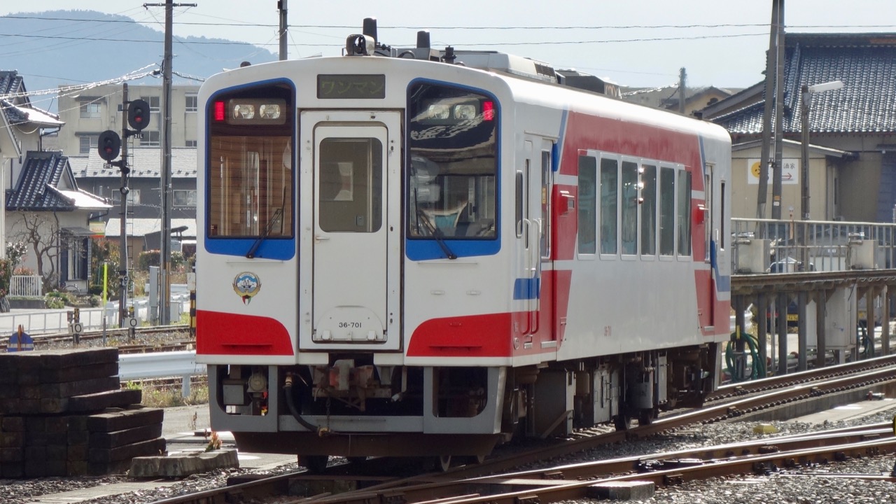 新品 DVD レイルリポート 96 第三セクター鉄道は今 三陸鉄道 鉄道データファイルDVDコレクション(21) 第三セクター鉄道 |本 | 通販