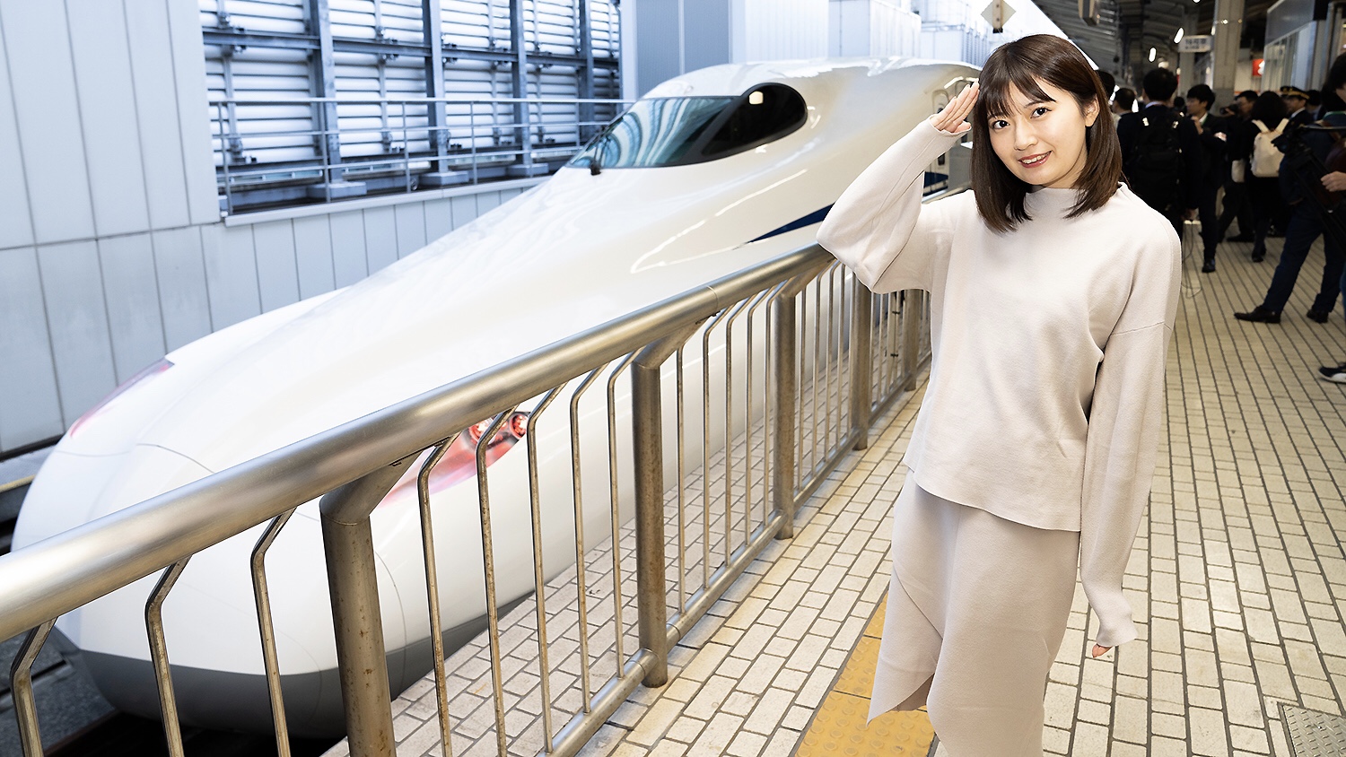 N700s様 デビュー後1年で6倍に！ 東海道新幹線・N700Sの車いすスペースが増えた