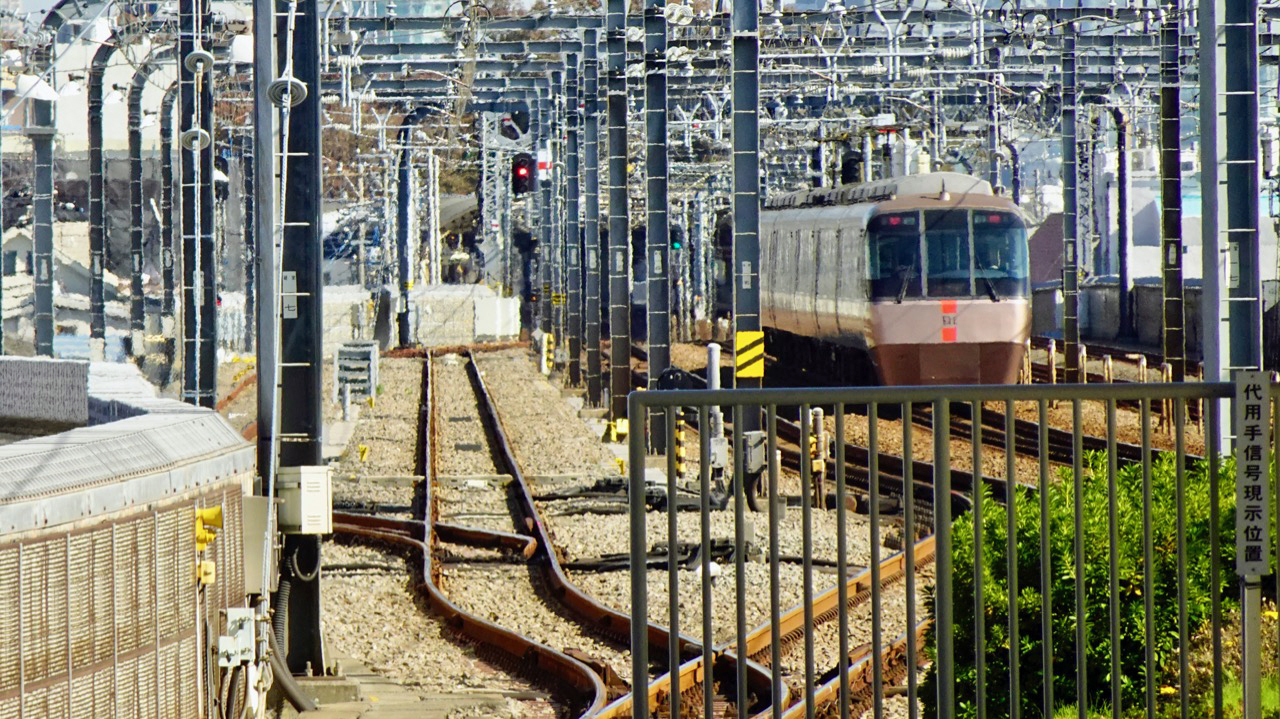 ありゃ〜、こんなに近かったっけ？【駅ぶら01】小田急線41 | 旅と
