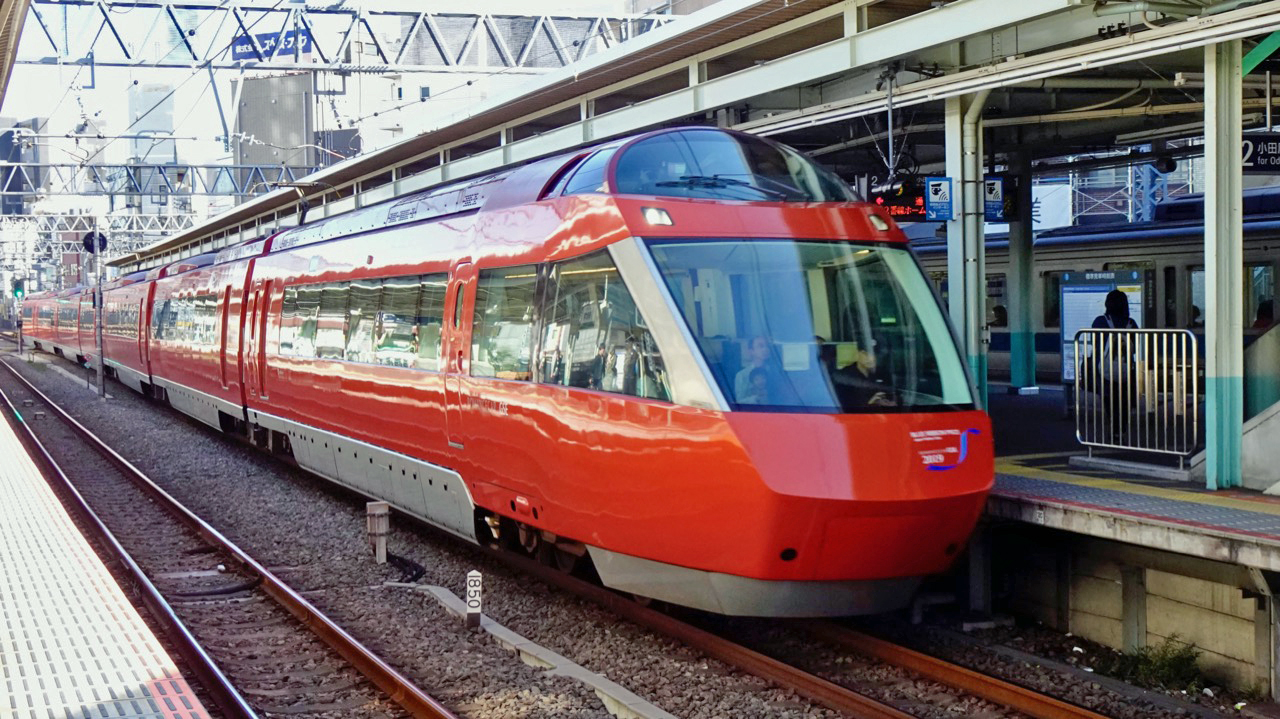 柱用駅名標 小田急 海老名駅 大きな駅だなぁ【駅ぶら01】小田急線