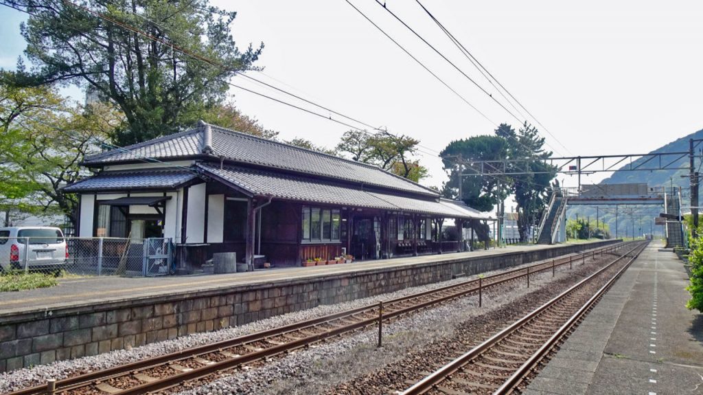 マジで最高の木造駅舎です【木造駅舎コレクション】020 | コラム | 鉄道チャンネル