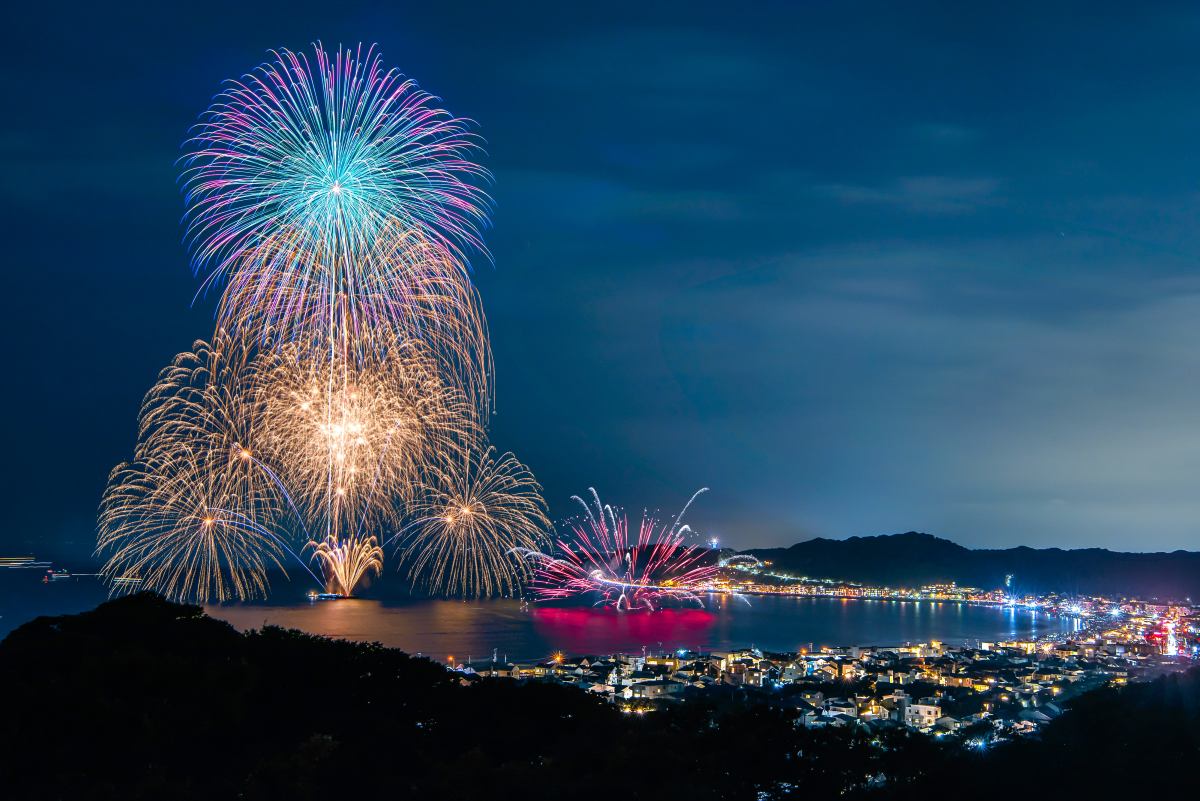 2025 鎌倉花火大会 7/18(金)開催！ 穴場の鑑賞スポット・アクセス 