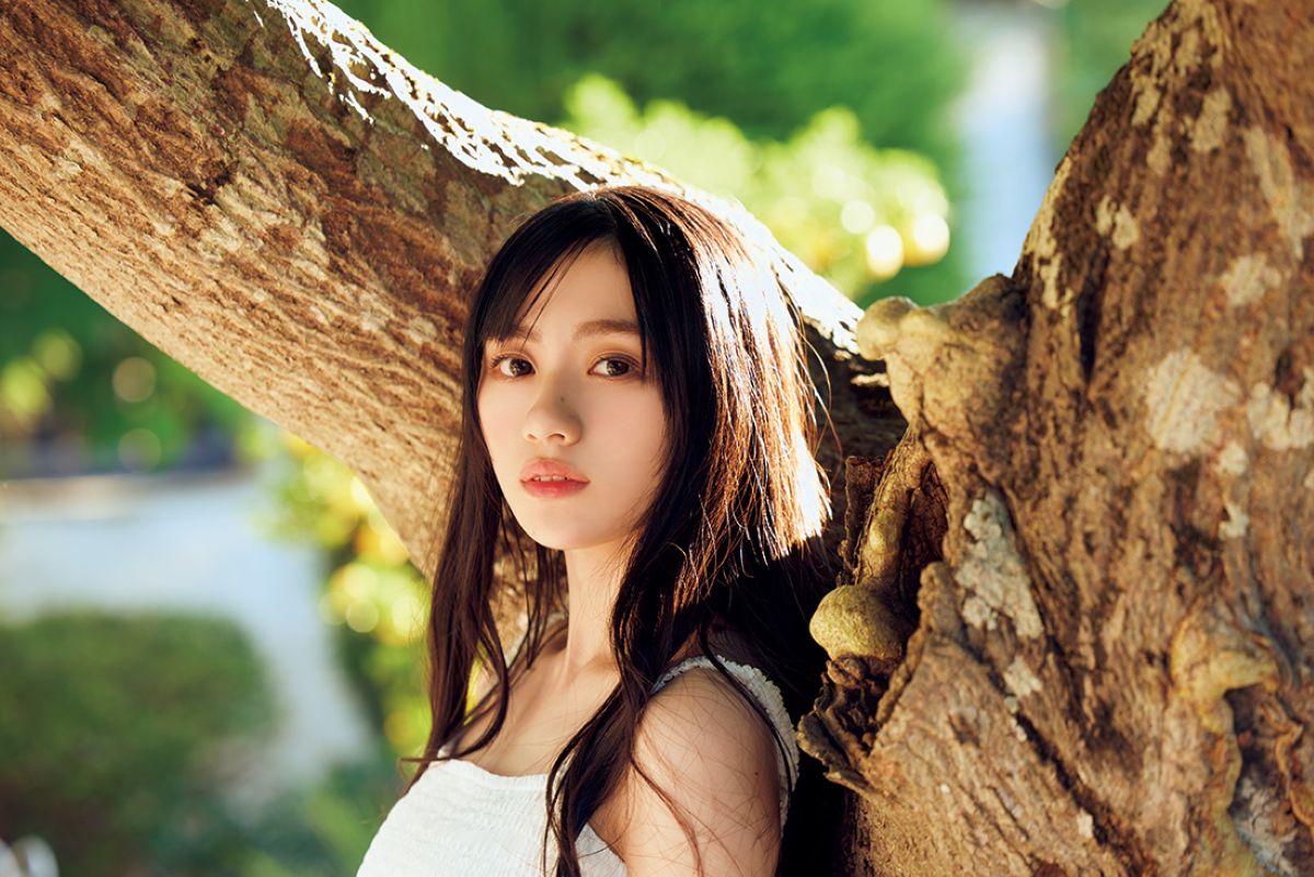 乃木坂46 川﨑桜1st写真集「エチュード」発売！ 東京メトロがデジタル