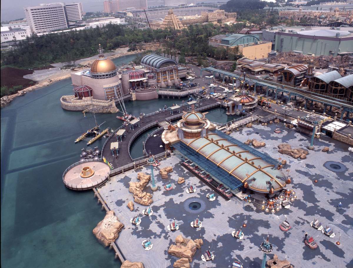 東京ディズニーシー25周年！開園前の貴重写真でひも解く誕生秘話と「7