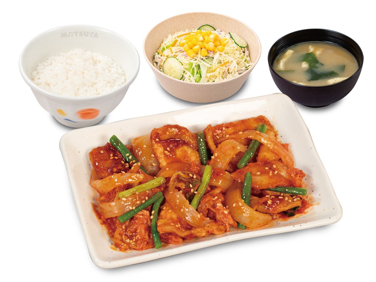 松屋】夏の定番「豚キムチ定食」が今年も復活！自社製キムチのスタミナ