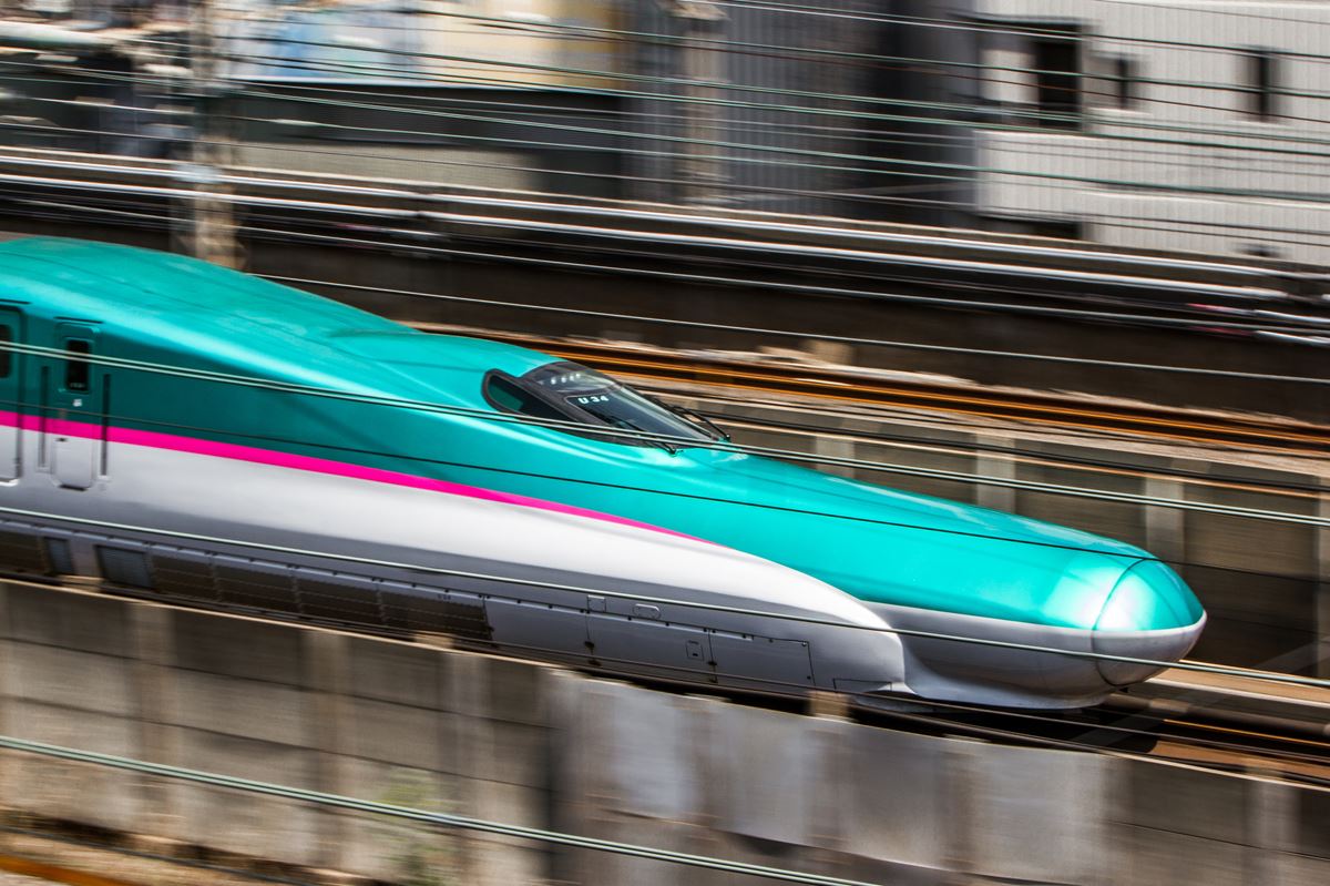 東北・北陸新幹線に特別車両！GREEN EXPO 2027公式マスコットを描いた